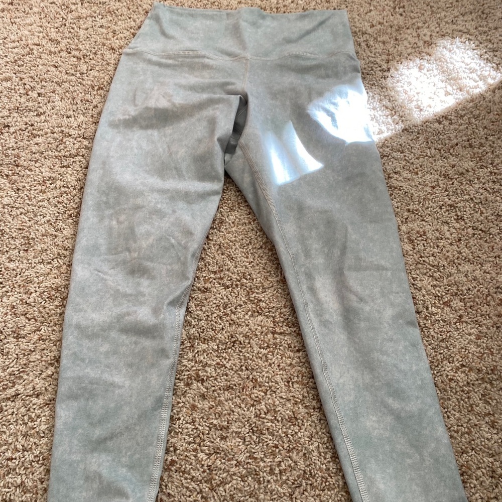 Pale Gray/light blue Brianna Legging!